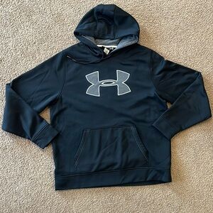 EUC mens UA big logo hoodie